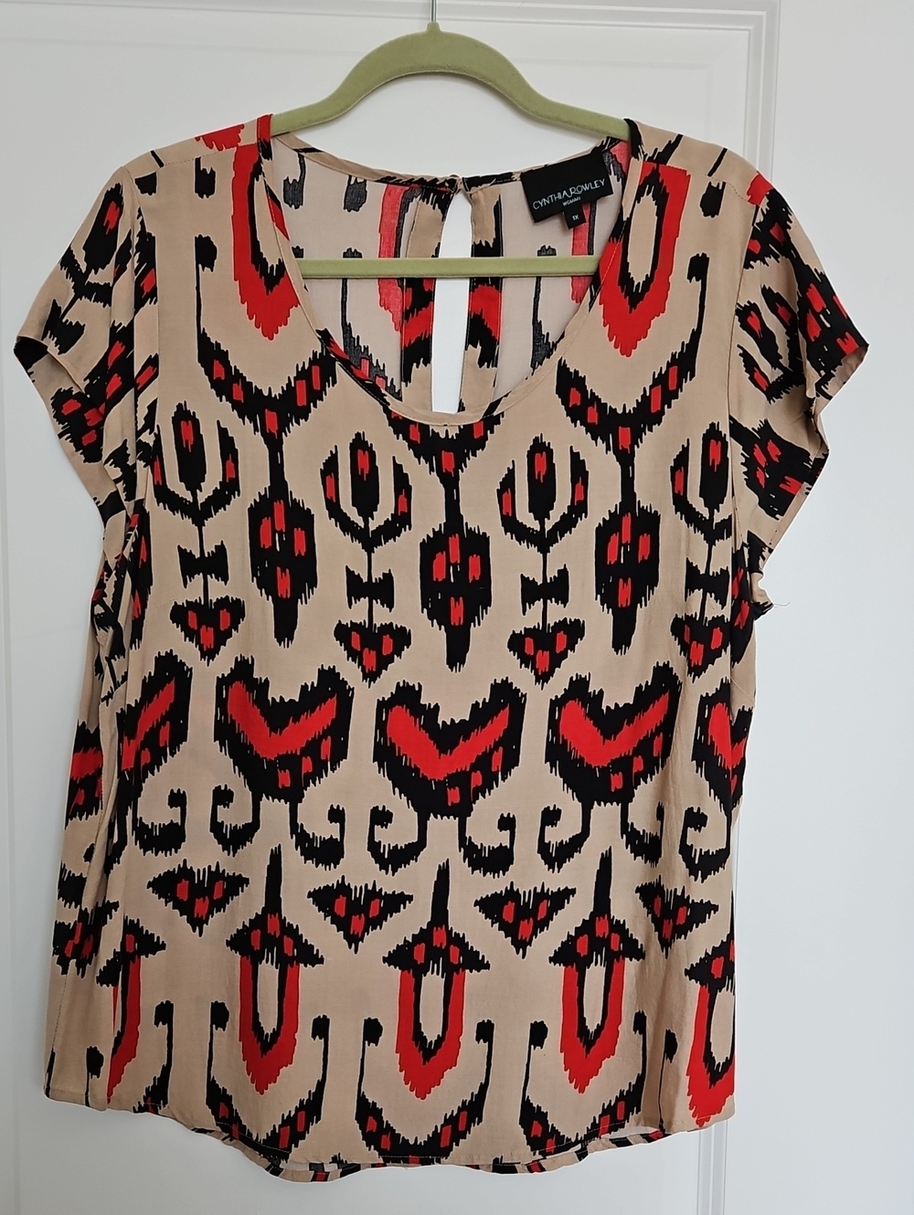 Cynthia Rowley Beige Short Sleeve Blouse with Red & Black Ikat Print